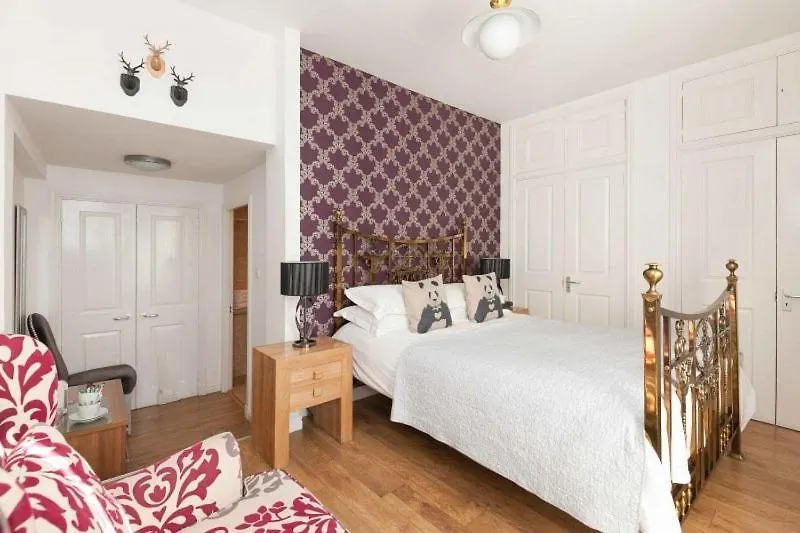 Fraoch House Hotel Edinburgh 4*,