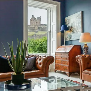 Castle - The Address Apartment